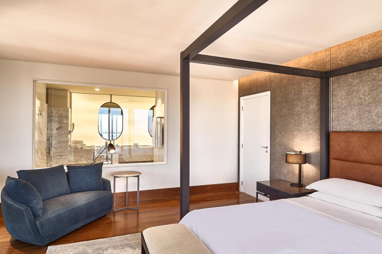Sheraton Santos Hotel Luaran gambar A guest room at the hotel